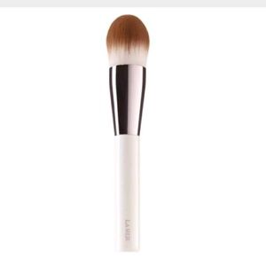Brand new La Mer Foundation Brush 100% Authentic